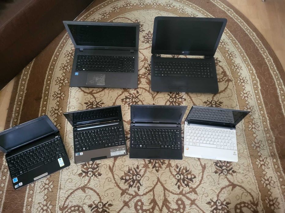 Lot Laptopuri si Mini