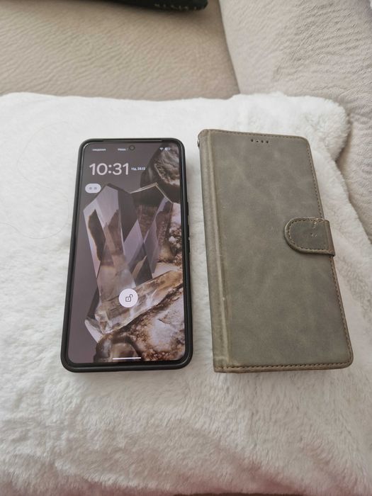 Google pixel 8 pro porcelain