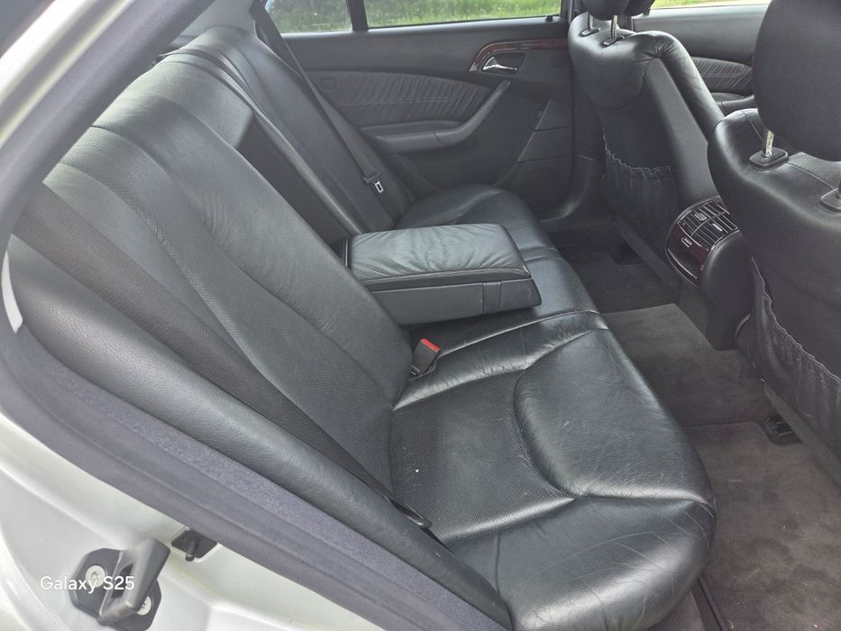 Mercedes Benz S320