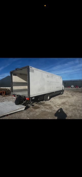 Фургон с падащ борд