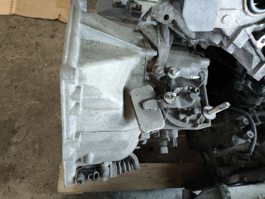 Скоростна кутия за Mazda 3 2.2d Skyactive