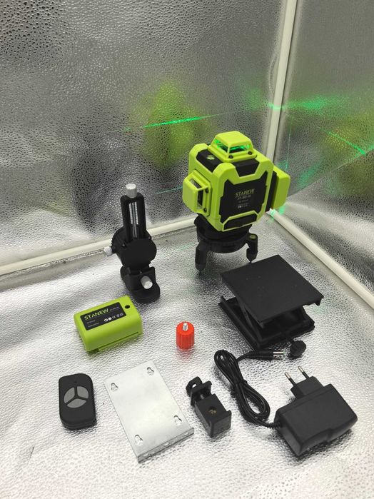 Nivel laser verde, autonivelare, telecomanda – precizie garantata