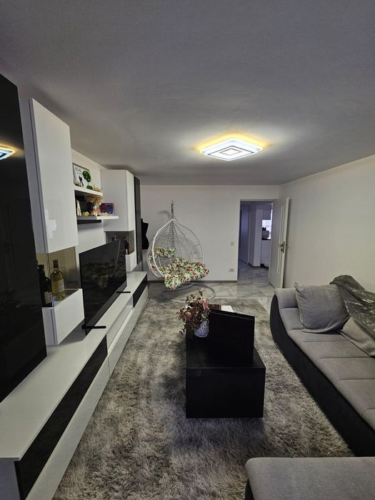 Apartament de vânzare.