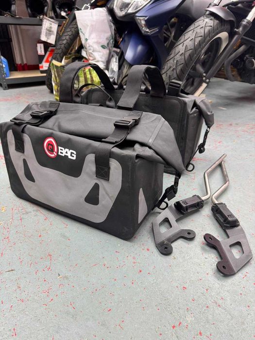 Genti moto laterale QBAG + adaptari genti Yamaha MT07