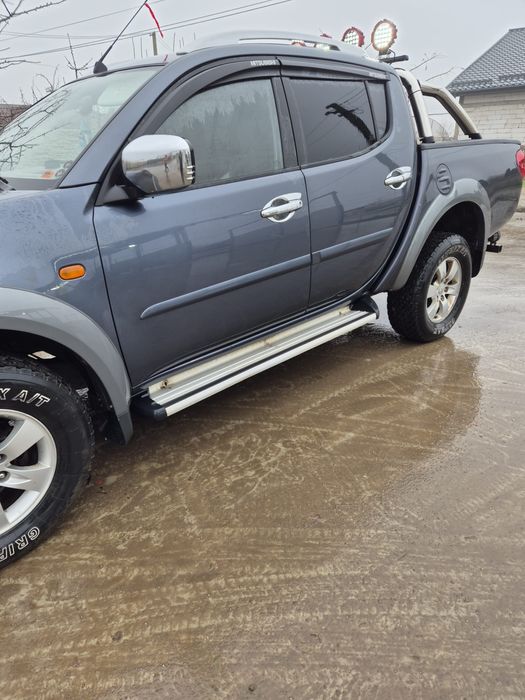 Vand URGENT Mitsubishi L200