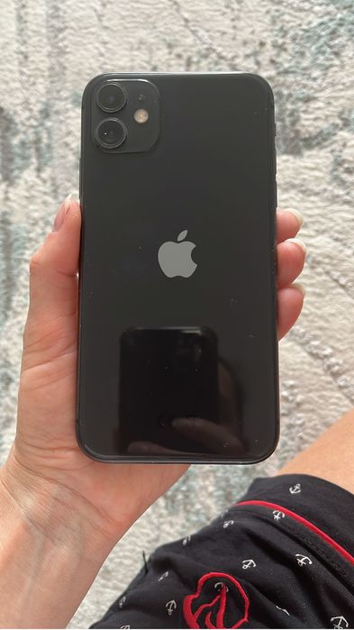 iPhone 11 в отличном состояниии