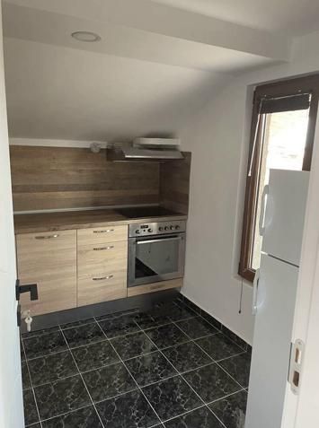 Дава се под наем Двустаен апартамент в Бургас, Сарафово - 115 кв.м за 510 € - Снимка #3