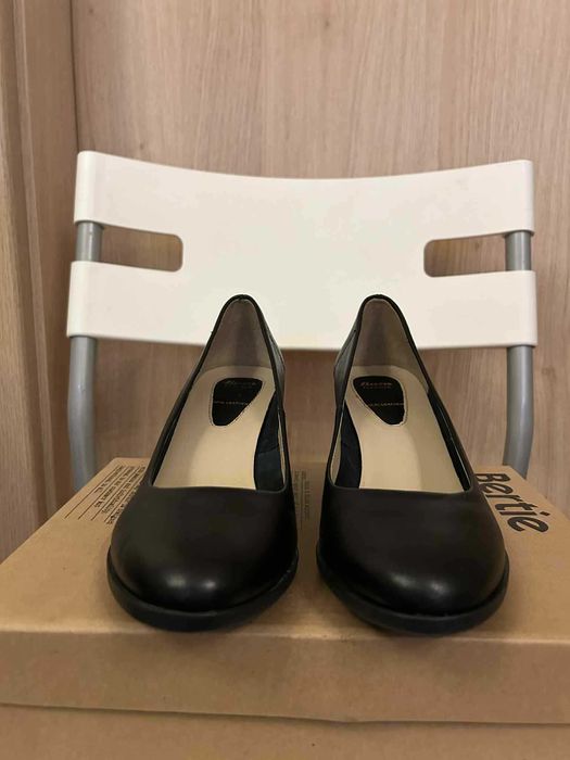 Дамски обувки на платформа BATA