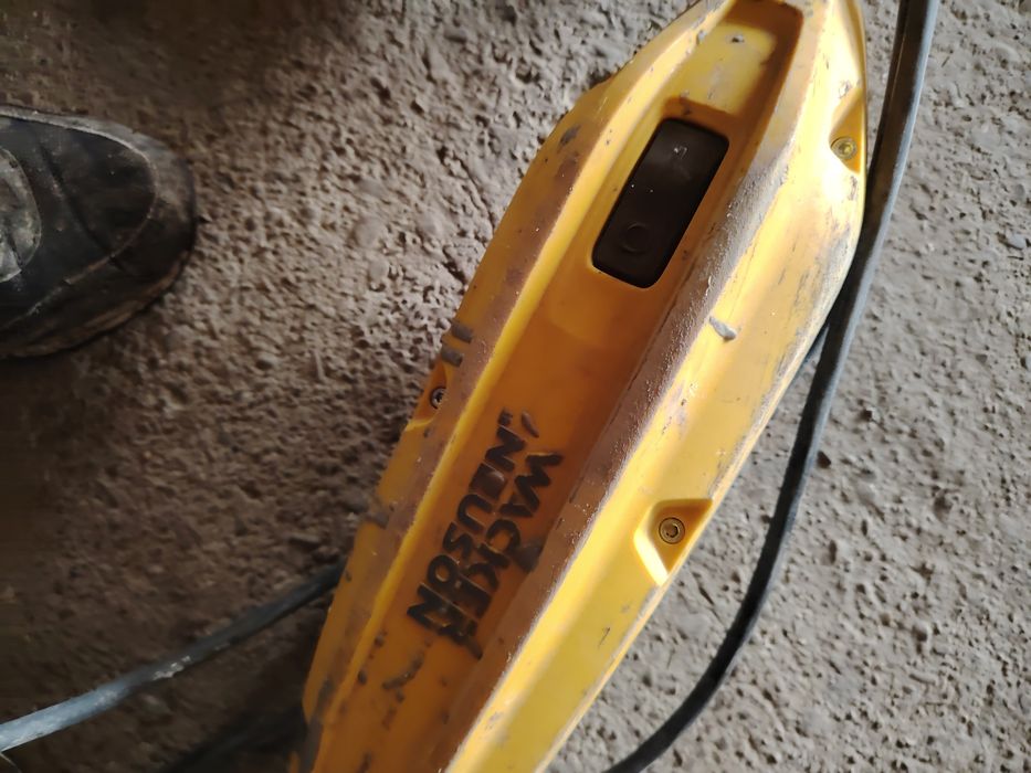 Vând vibrator aproape nou