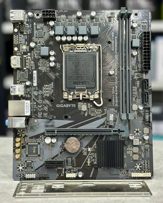 Материнские платы H610 Msi / Gigabyte