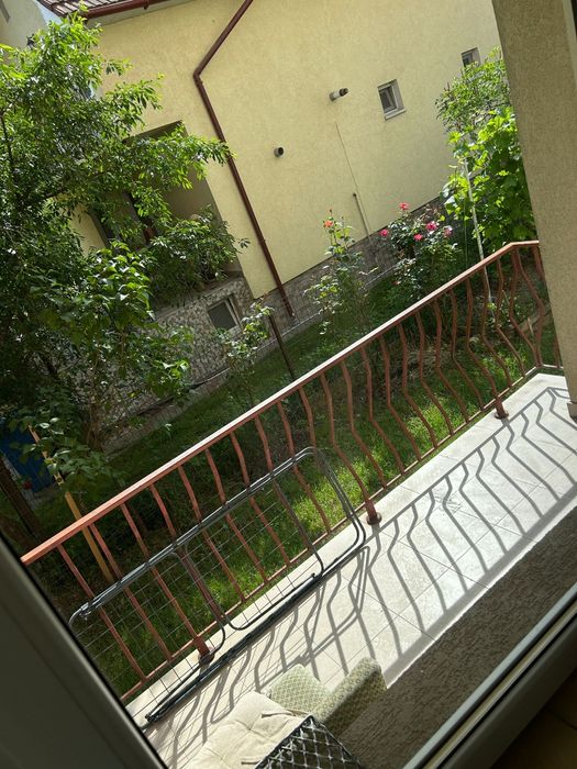 Închiriez apartament cu doua camere mobilat și utilat complet zona sud a orașului