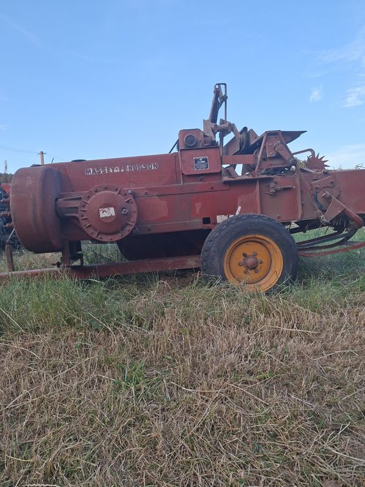 Balotiera Massey Ferguson