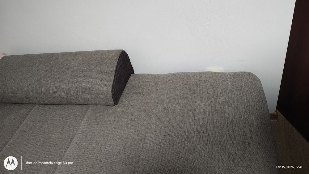 Vând colțar extensibil