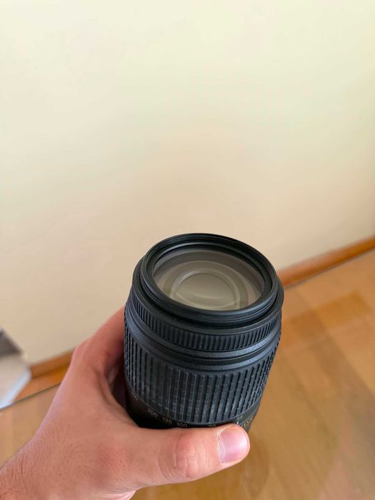Обектив Nikon AF-S DX NIKKOR 55-300mm f/4.5-5.6G ED VR + висок клас поляризационен филтър B+W Circular