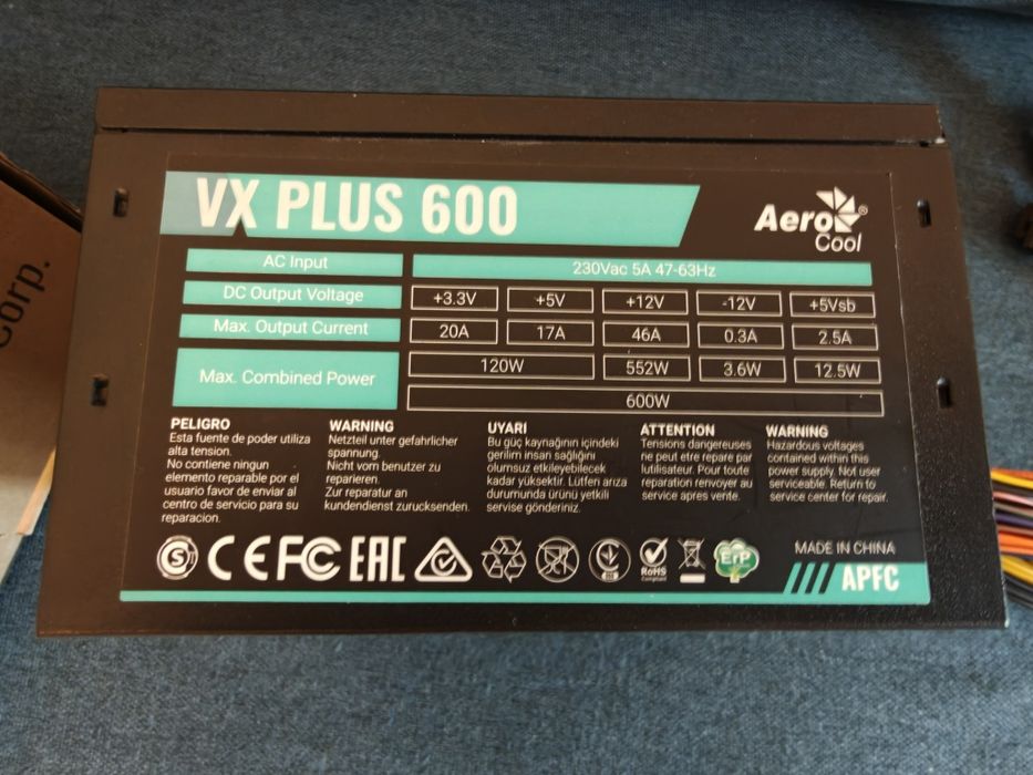 Sursa PFC VX plus 600W foarte puțin folosită