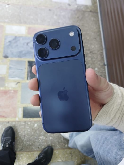 17 pro новый не вскрытый