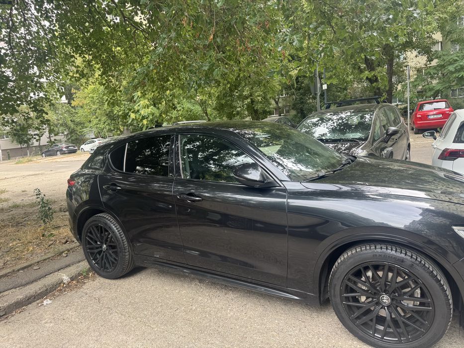 Alfa romeo stelvio