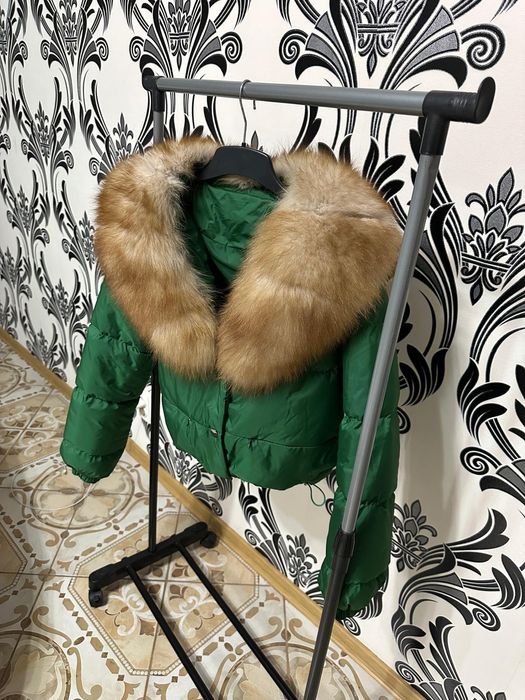 Geaca de fas cu guler blana naturală