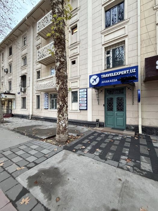 Продаётся евро нежилое помещение