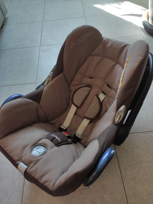 Детское автокресло автолюлька Макси Кози Maxi Cosi