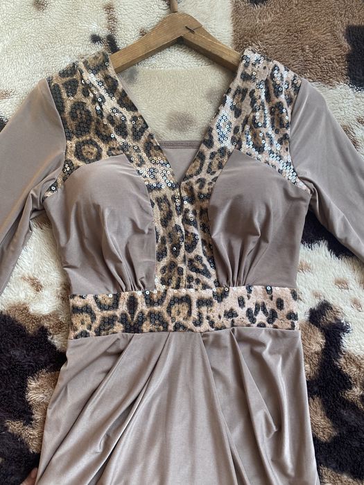 Продам платье