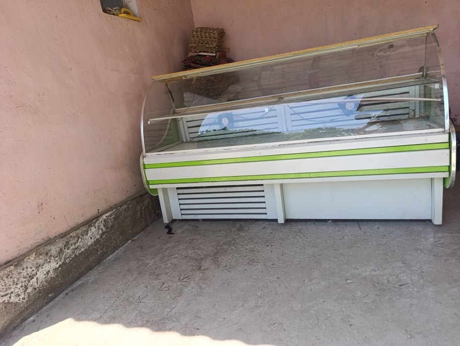 Haladilnik sotiladi ishlashi zòr  kelib korselar boladi