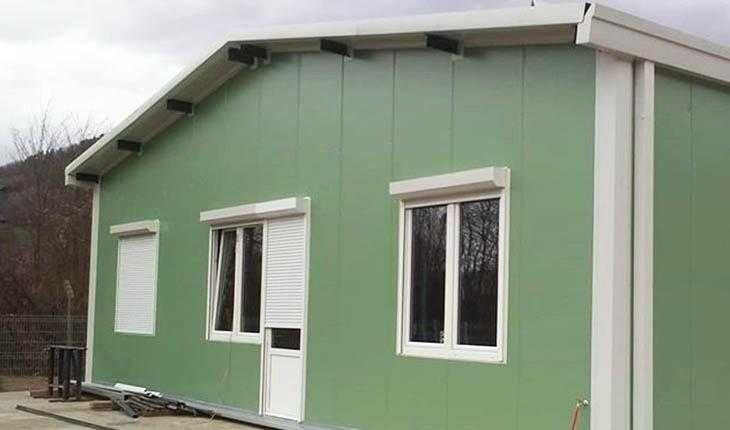 Case pe structura metalica