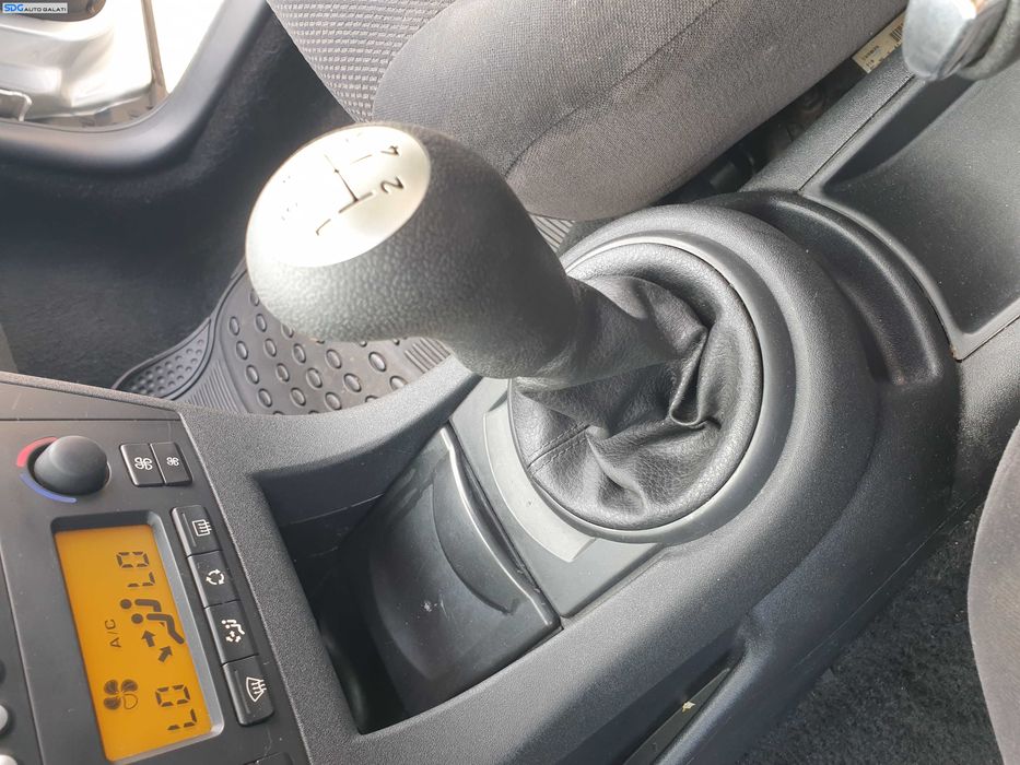 Nuca cu Manson Maneta Schimbator Cutie Manuala 5 Trepte Citroen C4 2004 - 2011 [Q0566]