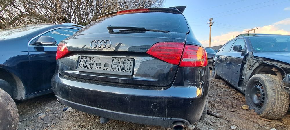 Vând haion Audi A4 B8 break negru cod LY9B sau LZ9Y