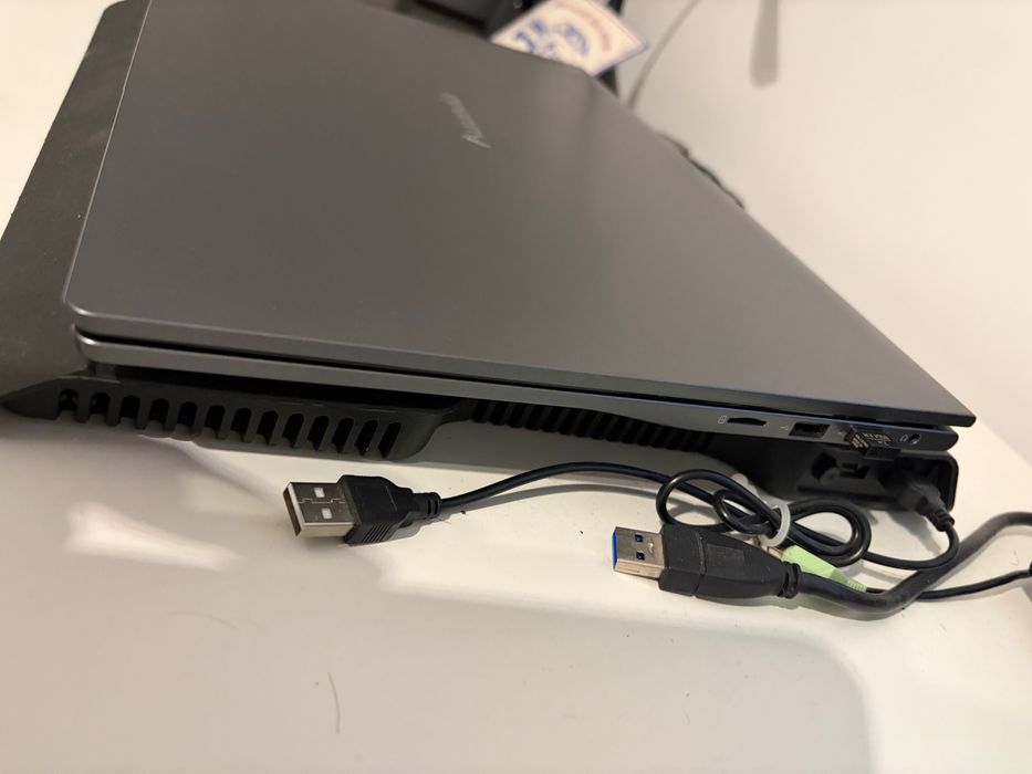Vand laptop gaming Auusda 16’’ Win 11, Ryzen 3, 16 gb RAM, 1 tb SSD, AMD Radeon 512 mb, nou garantie 2 ani emag!
