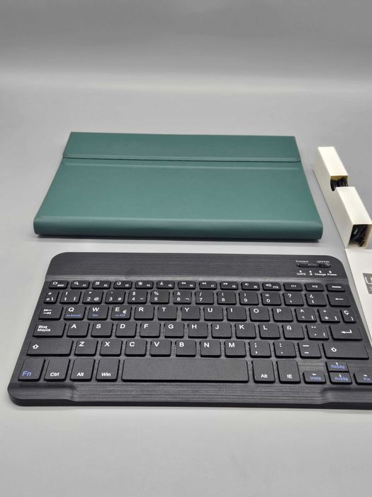 Калъф с безжична клавиатура за Samsung Galaxy Tab A8 10.5'' X200/X205