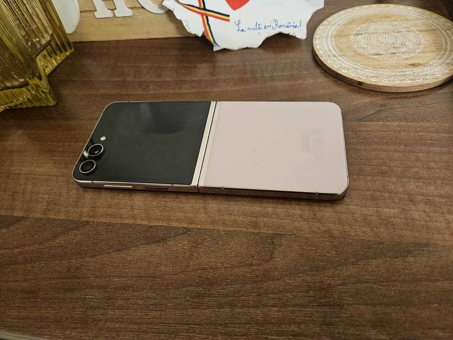 Samsung Galaxy Z Flip 5 – 256 GB – Roz