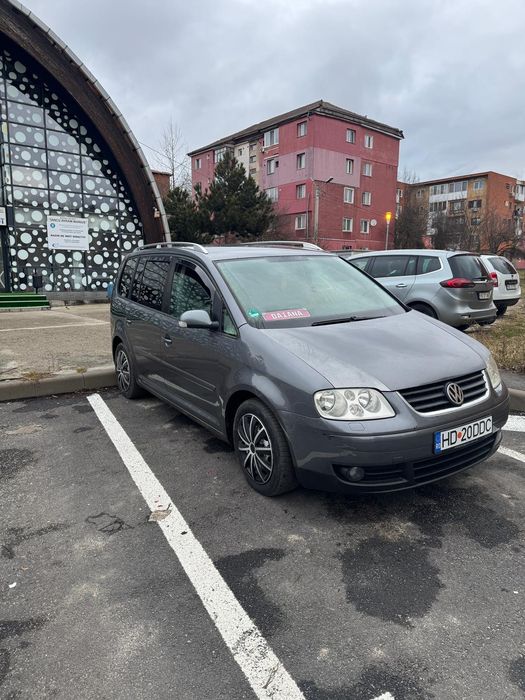 Vw Touran  2.0 tdi 140 cp