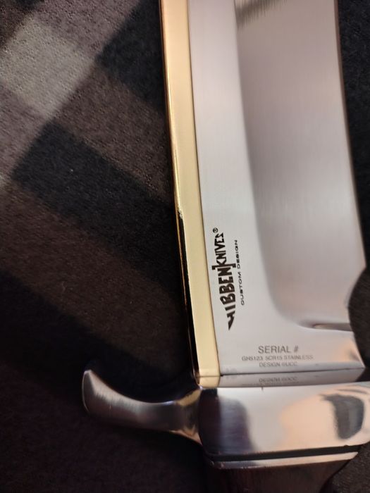 Огромен Spartan Bowie