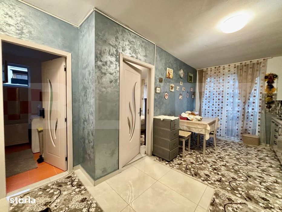Apartament 1/2 camere, 35 mp, etaj intermediar, zona Eroilor