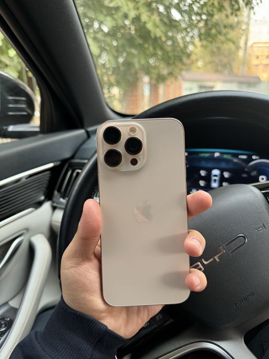 Iphone 16 Pro max Desert Titanium