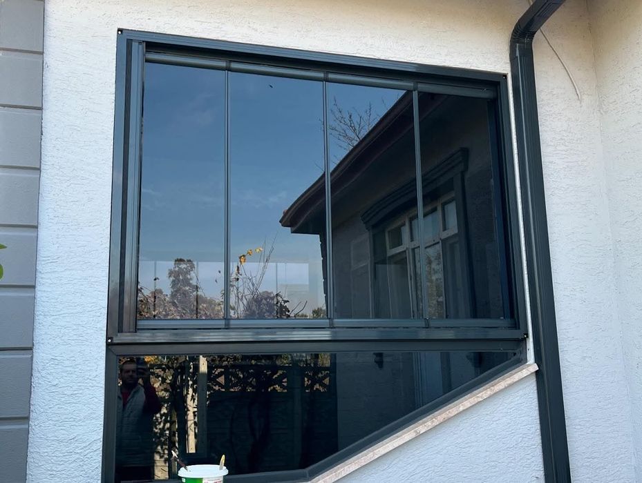 Безпрофилно Остъкляване