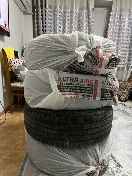 Продам шины в отличном состоянии