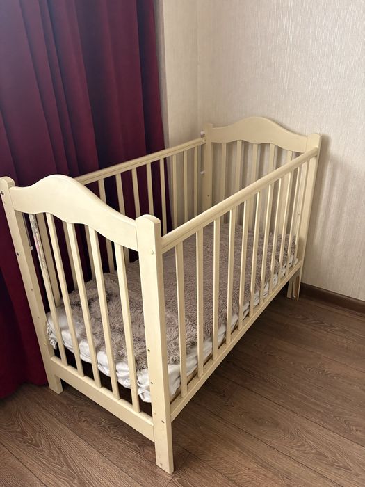 Отдам манеж-кровать