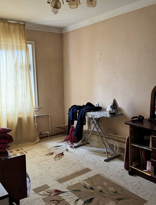 Чиланзар Ц. Банковская квартира продается  110.квадратов.  5 комнат