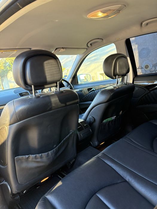 Mercedes E-Class 320 W211