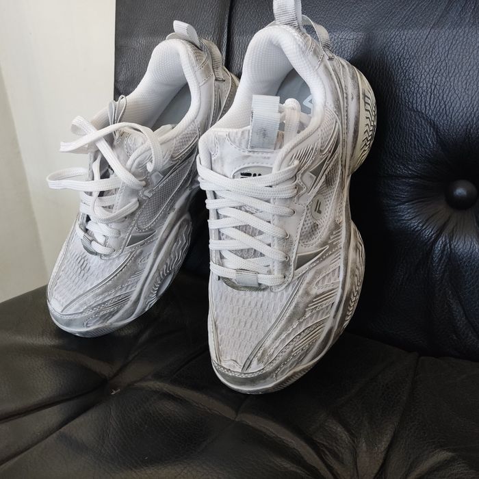 Дамски сникърси Fila