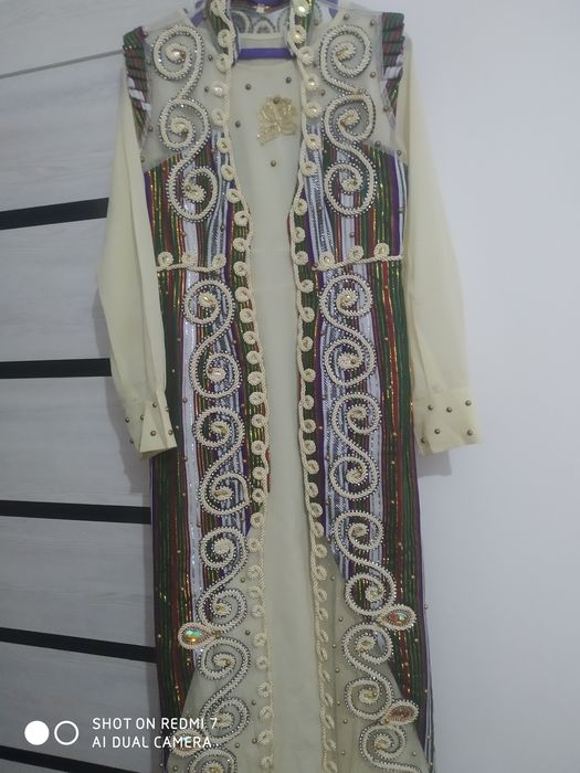 Ayollar uchun kelinlik liboslari festivali  top dizayn