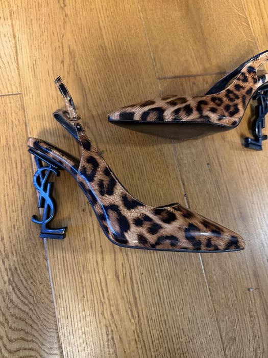 Pantofi cu toc YSL