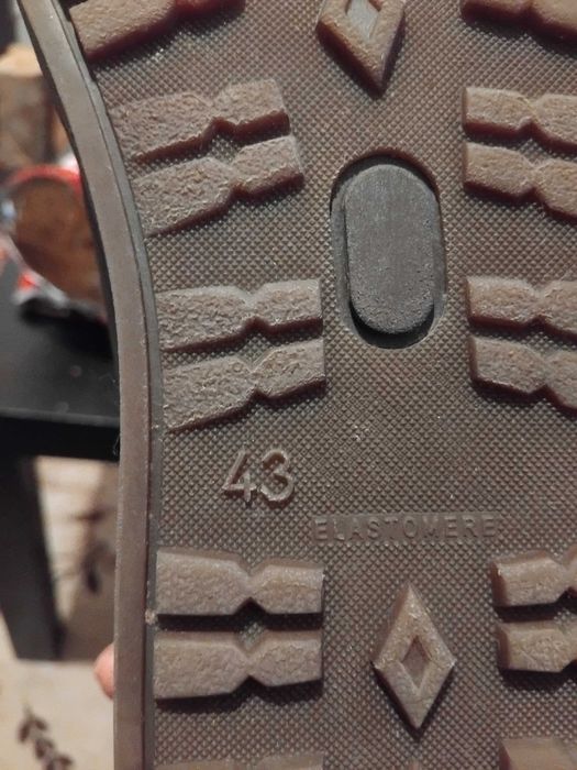 Чисто нови кецове TM original