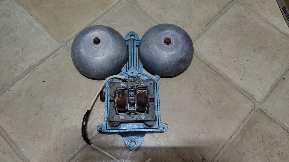 Sonerie vintage, model deosebit