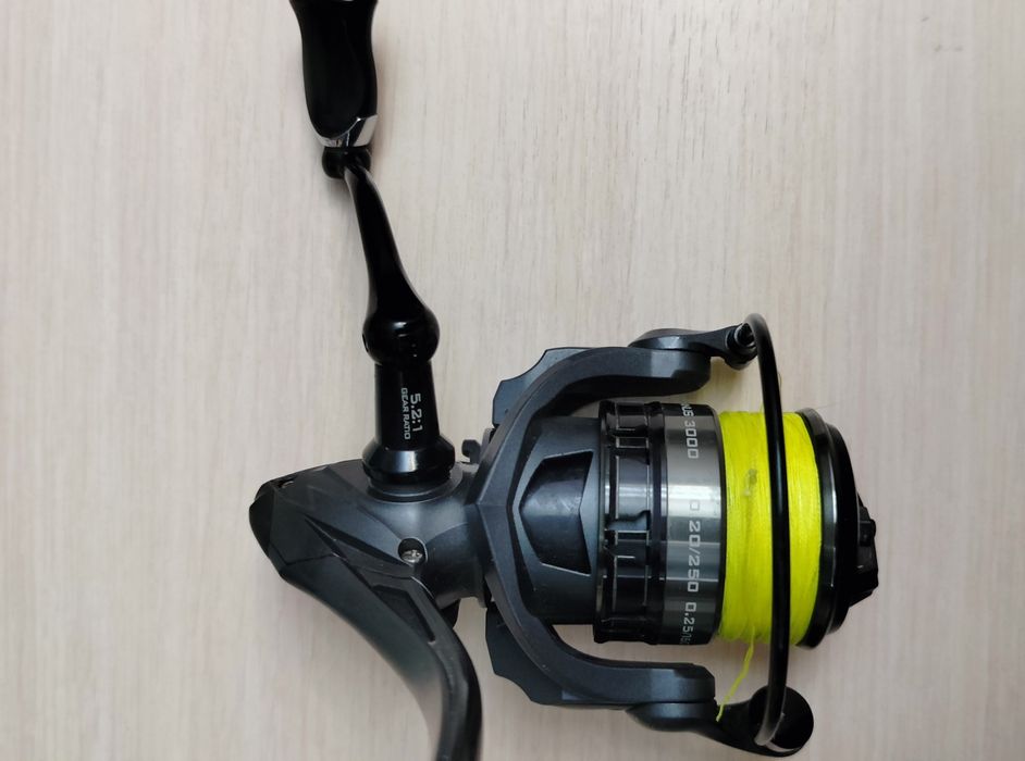 Продам воблера , приманки ,катушка для рыбалки