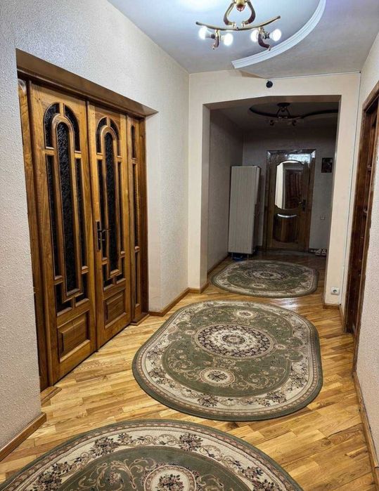 Метро Беруний 4/3/9 Хувайдо Махалла Узок мудатга Берилади