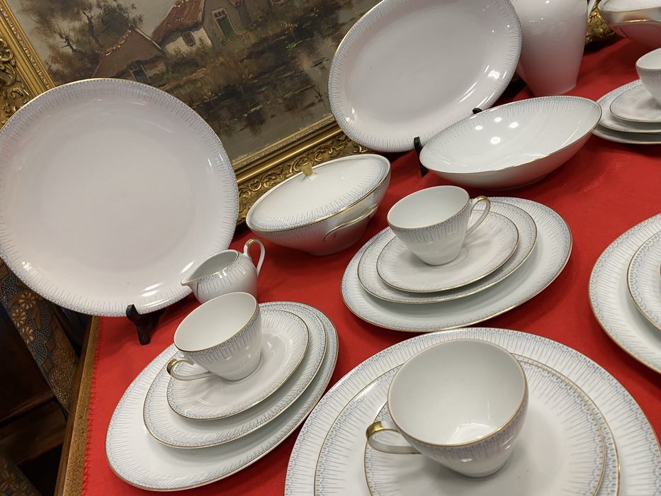 Немски порцеланов сервиз bavaria за кафе и за хранене