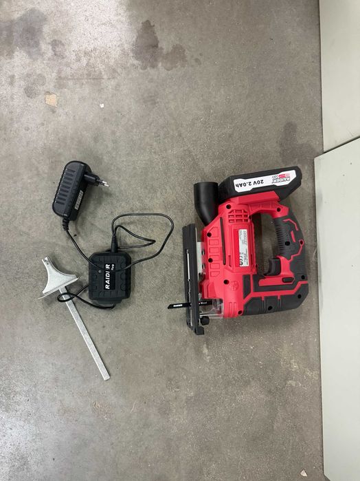 R20 Прободен трион акум. Li-ion 80mm 1x2Ah /Прободен трион 12V 1.5Ah